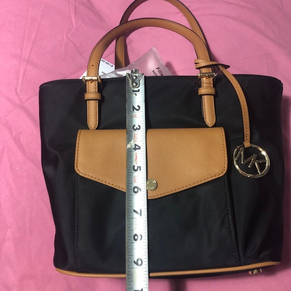 NewMichael Kors bag - Picture 9 of 12